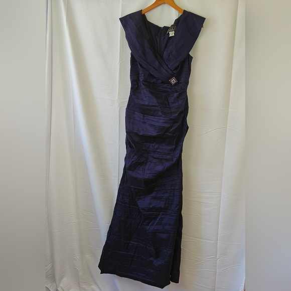 Alex Evenings Sheath Ball Gown Shimmer Purple Size 10 Women's - Picture 1 of 10